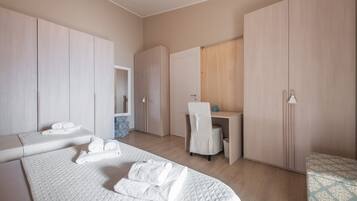 3 quartos, ferros/tábuas de passar roupa, Wi-Fi de cortesia