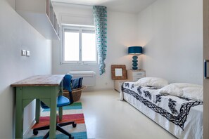 3 makuuhuonetta, ilmainen Wi-Fi, vuodevaatteet