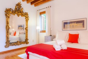 4 quartos, ferros/tábuas de passar roupa, Wi-Fi de cortesia