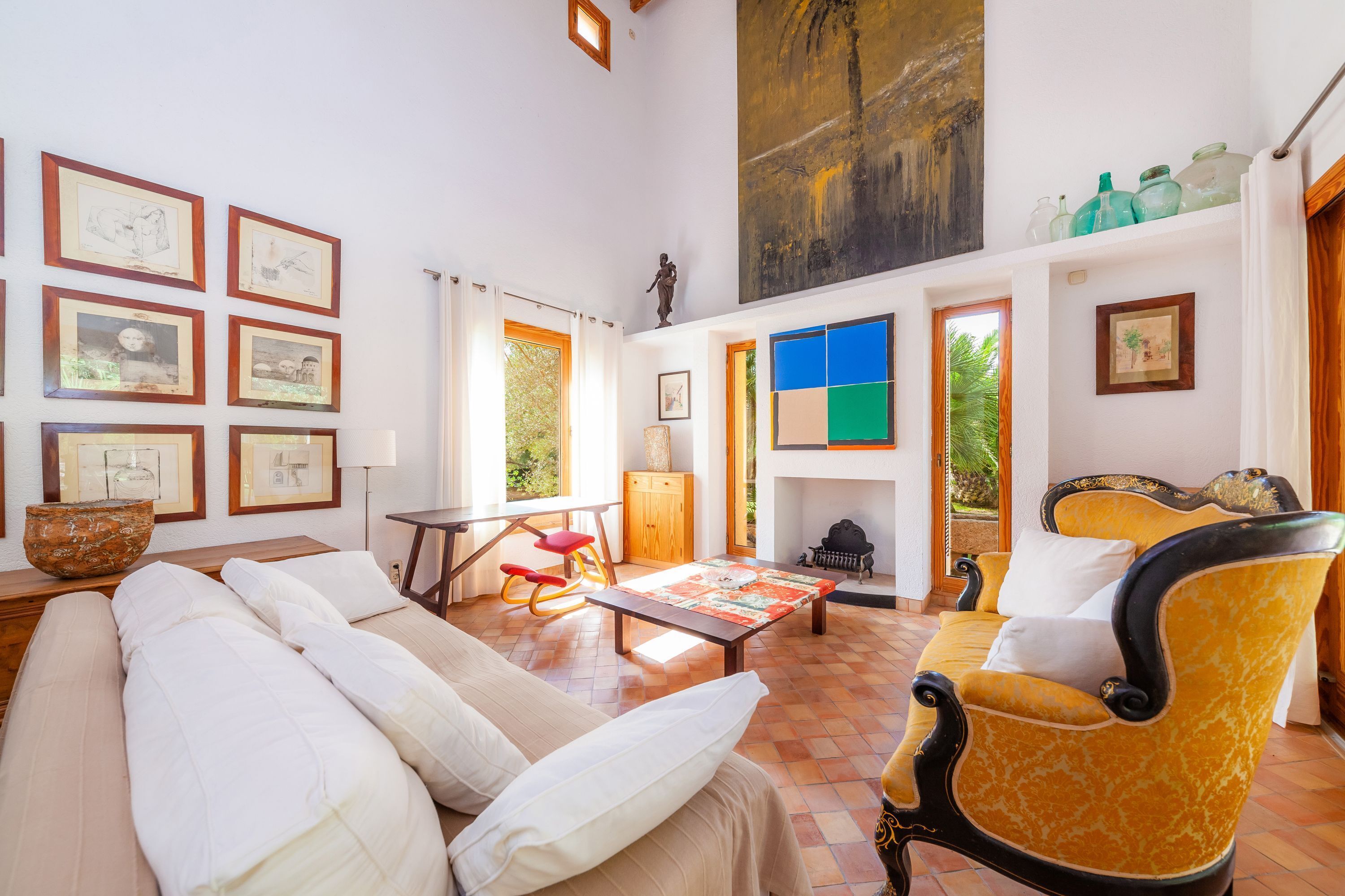 4 habitaciones, tabla de planchar con plancha y wifi gratis 