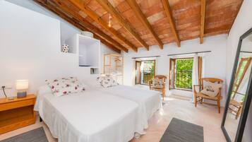 2 Schlafzimmer, BĂŒgeleisen/BĂŒgelbrett, kostenloses WLAN, BettwĂ€sche