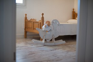 3 chambres, fer et planche à repasser, Wi-Fi gratuit, draps fournis