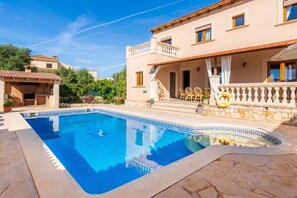 Pool - Rustic Holiday Home "Los Tres Soles" with Pool, Terraces & Wi-Fi (PORTOCOLOM)