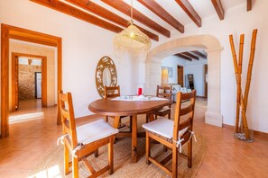 Dining - Country House 'Can Hostalet' with Private Terrace, Wi-Fi and Air Conditioning (Es Llombards)