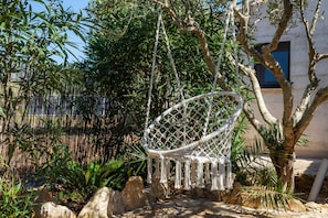 Property grounds - Country House 'Can Hostalet' with Private Terrace, Wi-Fi and Air Conditioning (Es Llombards)