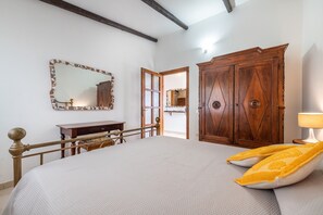 3 soverom, strykejern/-brett, wi-fi (inkludert) og sengetøy