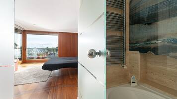 4 Schlafzimmer, Bügeleisen/Bügelbrett, WLAN, Bettwäsche