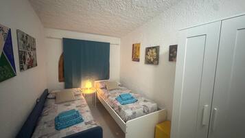 2 habitaciones, wifi gratis y ropa de cama