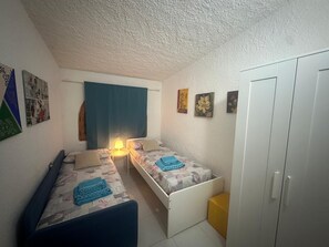 2 habitaciones, wifi gratis y ropa de cama 