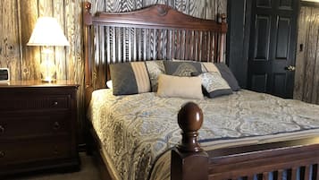 3 sovrum, strykjärn/strykbräda, gratis wi-fi och sängkläder