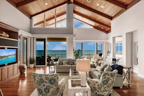Private Beachfront Home with a Breathtaking Ocean View