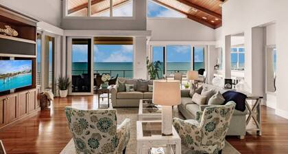 Private Beachfront Home with a Breathtaking Ocean View