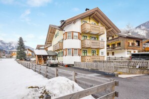 Esterni