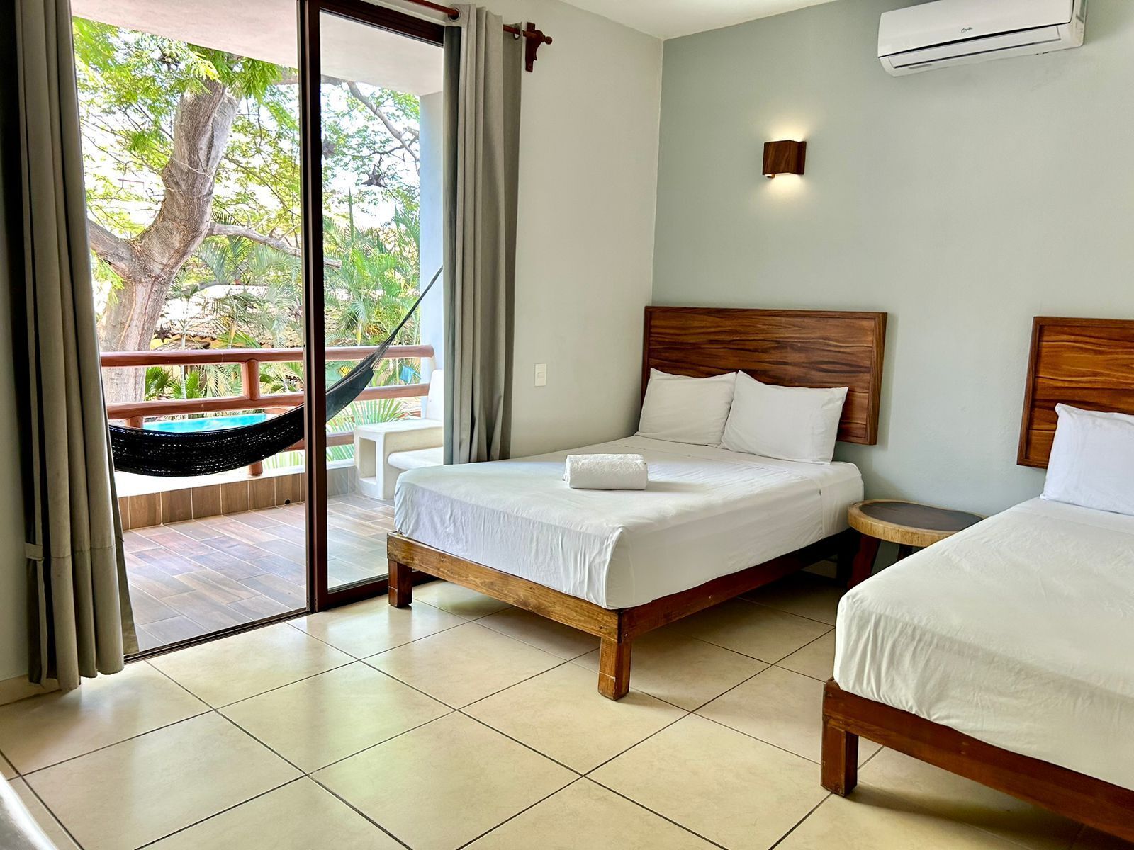 Double Room | Iron/ironing board, free WiFi