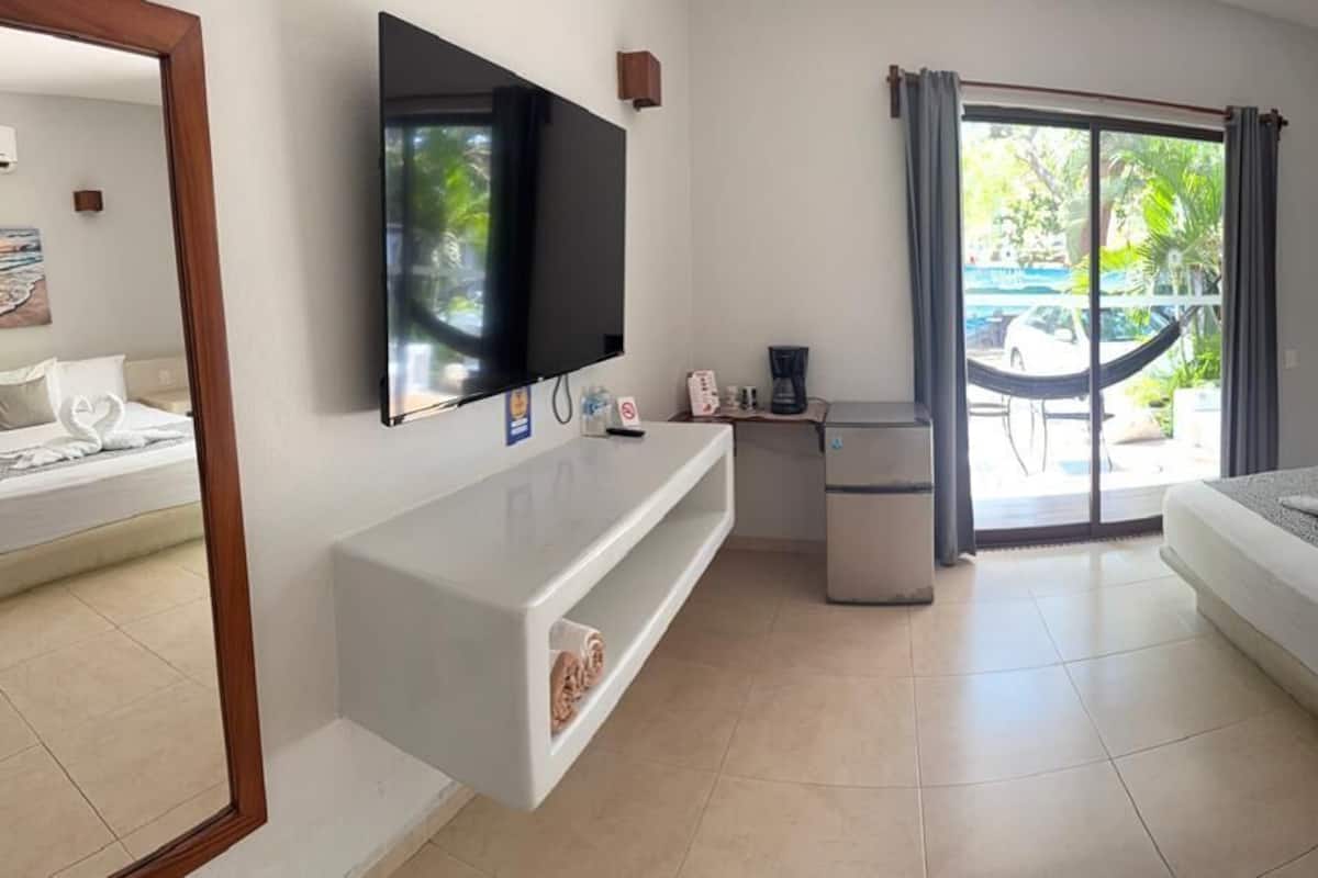 Habitación Deluxe | Tabla de planchar con plancha y wifi gratis