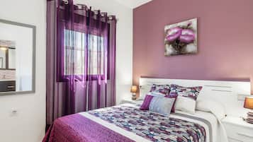 1 bedroom, iron/ironing board, free WiFi, bed sheets