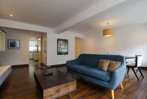TV, stereo, offices