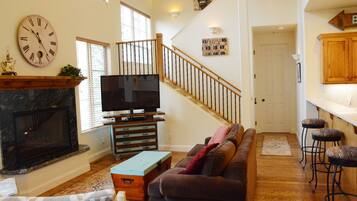 TV connectée, cheminée