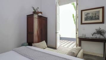 2 chambres, fer et planche Ă repasser, Wi-Fi, draps fournis