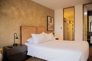 2 soverom, strykejern/-brett, wi-fi og sengetøy