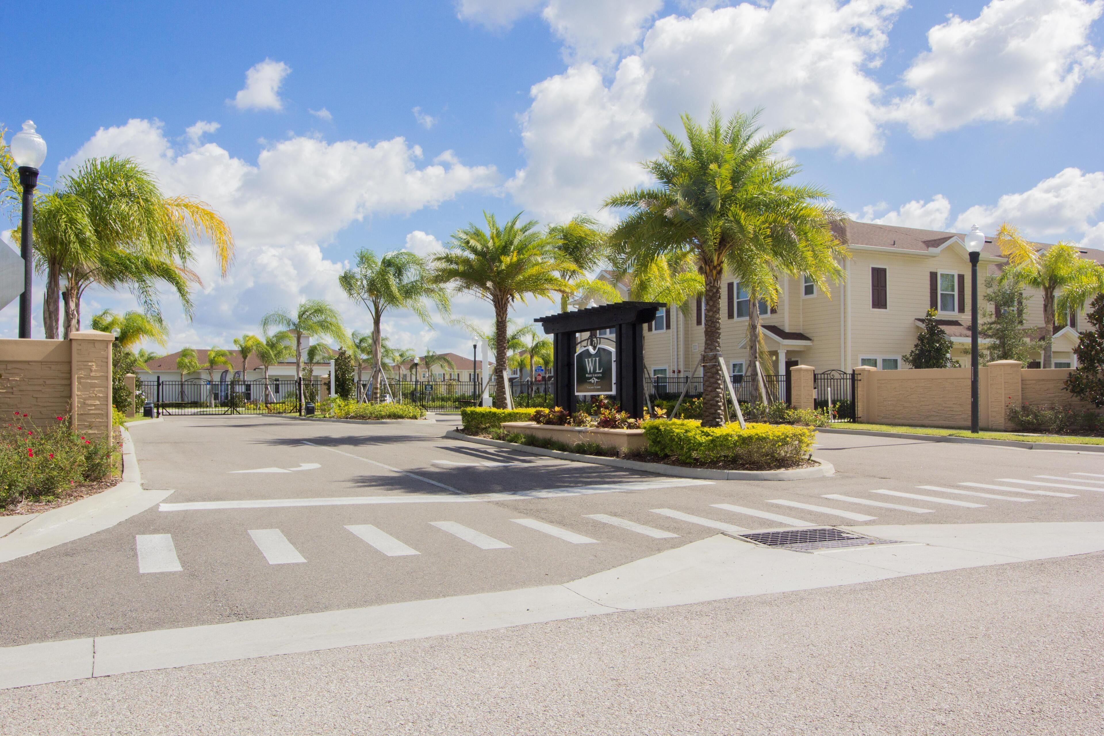 8907 Shine Dr, Kissimmee FL 34747 Reviews, Deals & Photos 2026