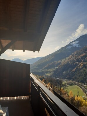 Property grounds - Cosy Strickerhof Apartment 2 with Mountain View & Balcony (St. Leonhard in Passeier)