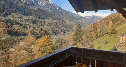 Cosy Strickerhof Apartment 3 with Mountain View & Balcony