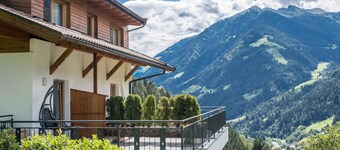 Appartamento 'Hofschenke Pfeiftal - Bergwiese' con vista sulle montagne, giardino in comune e Wi-Fi