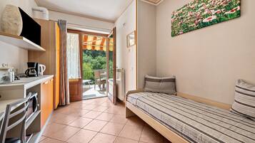 1 camera, Wi-Fi gratuito, lenzuola