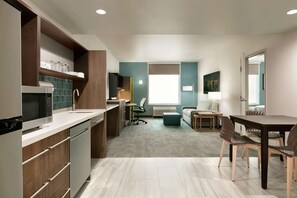 Suite, 1 King Bed, Accessible, Bathtub | In-room safe, individually decorated, individually furnished, free WiFi