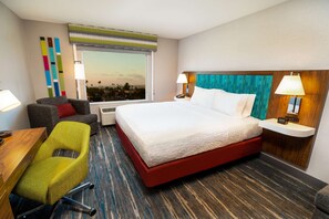 In-room safe, desk, blackout curtains, iron/ironing board - Hampton Inn & Suites Imperial Beach San Diego (Imperial Beach)