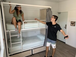 Large 4 Bed Mixed Dorm | Free WiFi