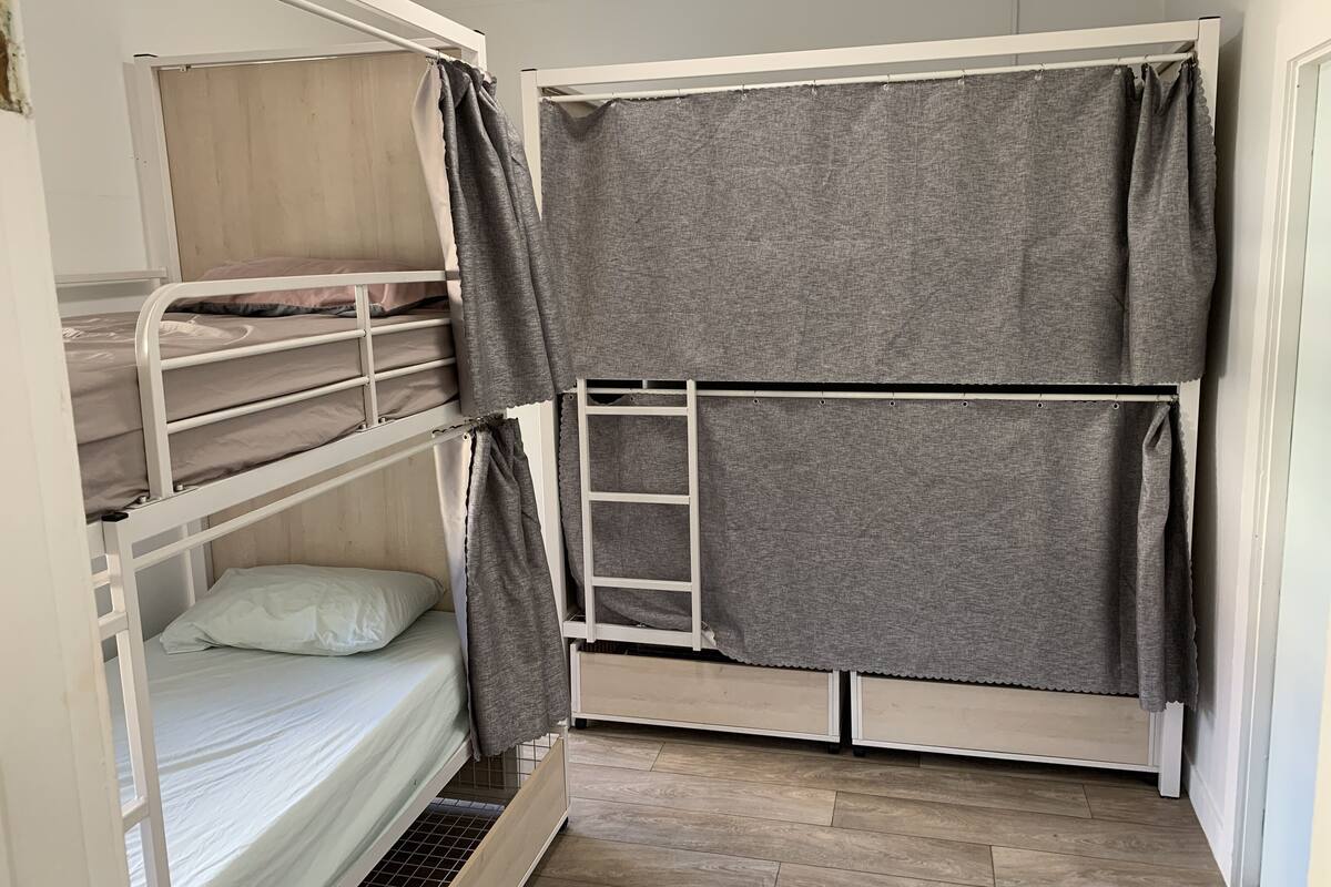Dormitorio compartido económico, dormitorio mixto, baño compartido | Wifi gratis 