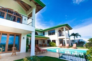 Exterior - Villa Verde (Sardinal)