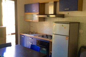 Fridge, dishwasher - N186 - Numana, new two-room apartment with swimming pool (Maratta)