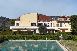 Pool - N186 - Numana, new two-room apartment with swimming pool (Maratta)