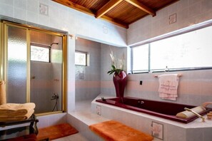 Bathroom - Villa Daiquiri (Sardinal)