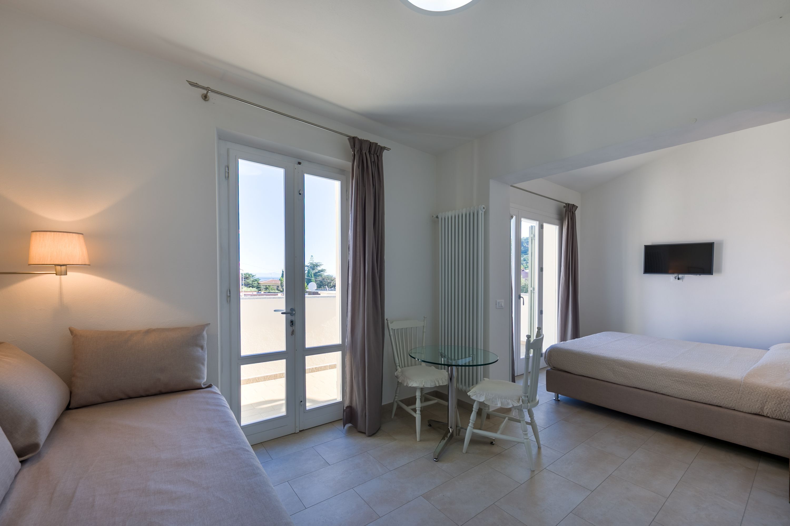 2 camere, ferro/asse da stiro, Wi-Fi gratuito, lenzuola