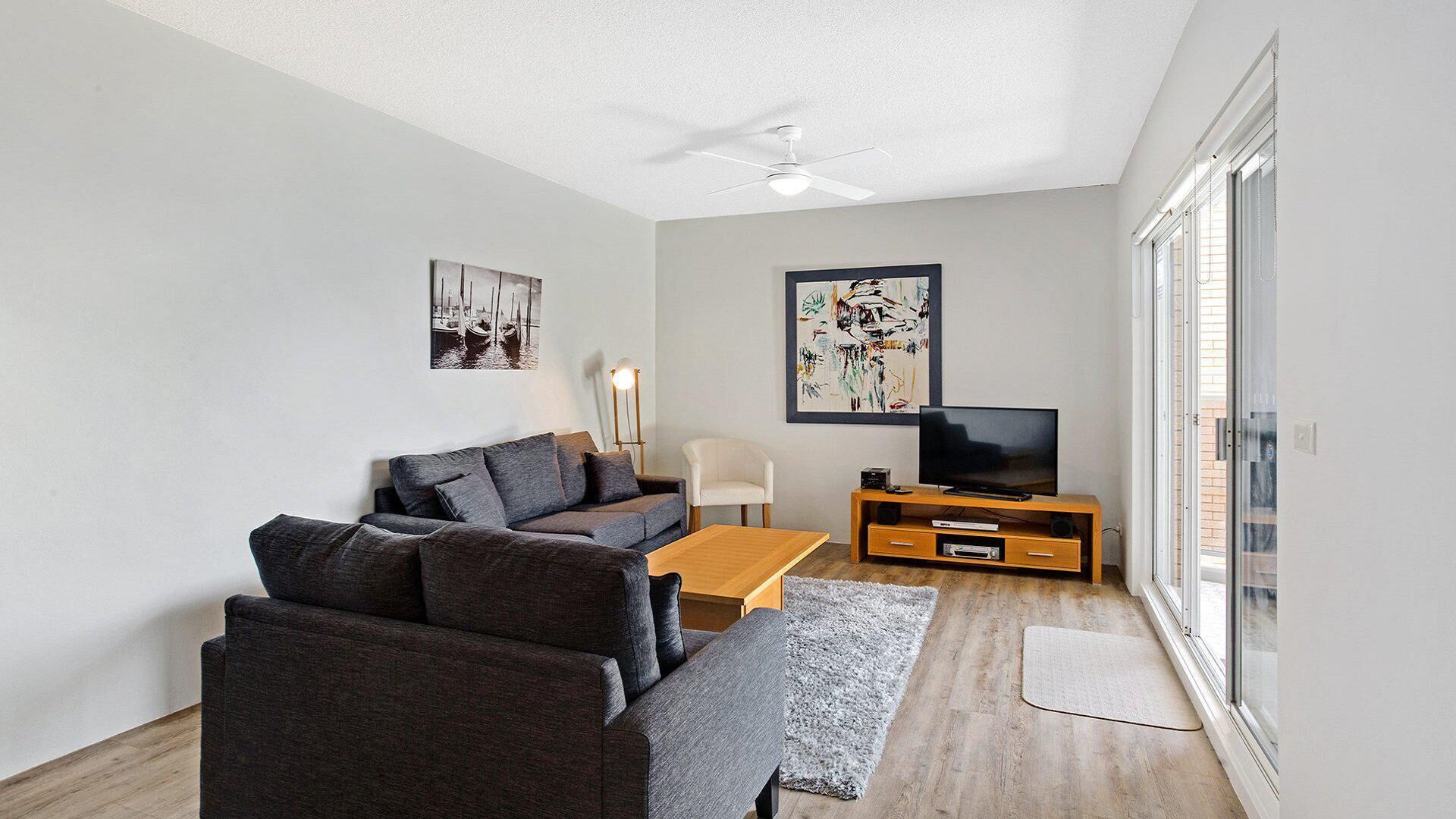 Kiah 10, 53 Victoria Parade - Stunning Views, Aircon And Close To The Marina - Port Stephens