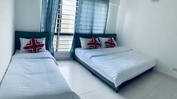 2 bedrooms, iron/ironing board, free WiFi