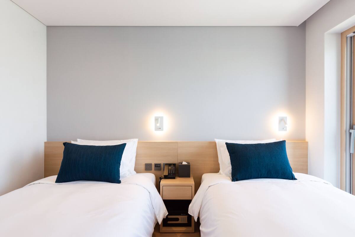 Roupas de cama antialérgicas, quartos à prova de som