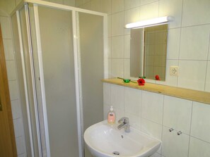 Bathroom - Apartment 1 - Kos - House Ohm (Koserow)