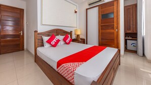 Unclassified image, 3 of 29, button - OYO 823 White Lion (Nha Trang)