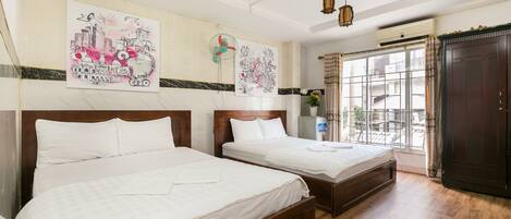 Superior Quadruple Room | Minibar, free WiFi