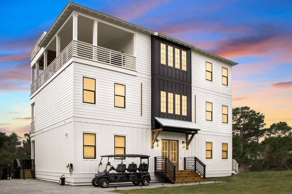 المنشأة من الخارج