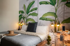 Deluxe Double Room | Minibar, in-room safe, individually decorated, blackout drapes - Upendo House Hotel (Zanzibar Town)