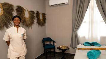 Aromaterapiaa, syväkudoshierontaa, vartalon kuorintoja, kasvohoitoja