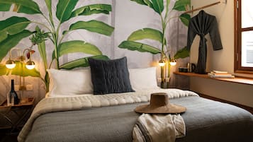 Minibar, coffres-forts dans les chambres, décoration personnalisée