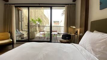 Deluxe Double Room | Terrace/patio