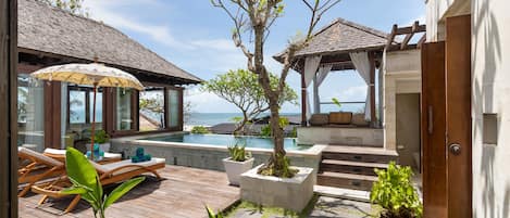 Coffres-forts dans les chambres, bureau